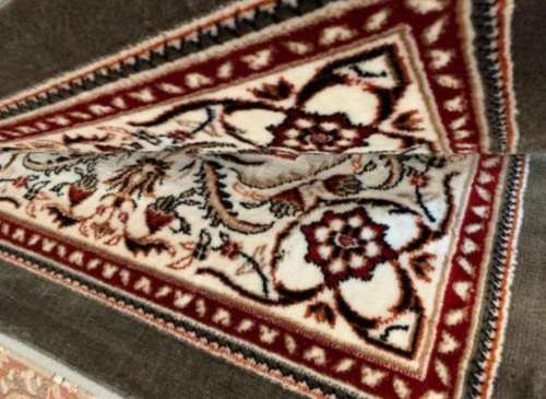 Persian Oriental carpet 200x300