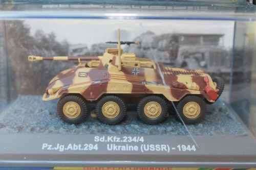 DeAGOSTINI - COMBAT TANKS COLLECTION - Number 53 Tank and Magazine