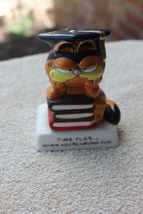 Enesco Garfield Graduation Ornament
