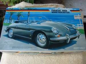 Model Vintage Porsche 356B 1600s Roadster 1/24 scale Made in Japan