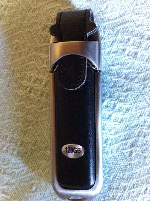 256 GB FLASH DRIVE
