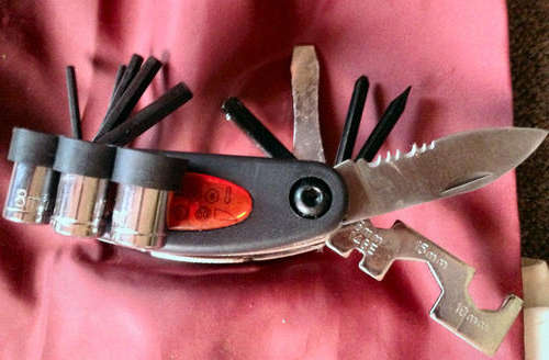 ROAD REPAIR KIT