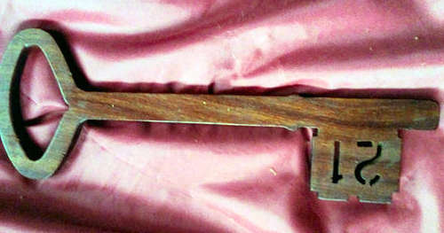 21ST BIRTHDAY KEY