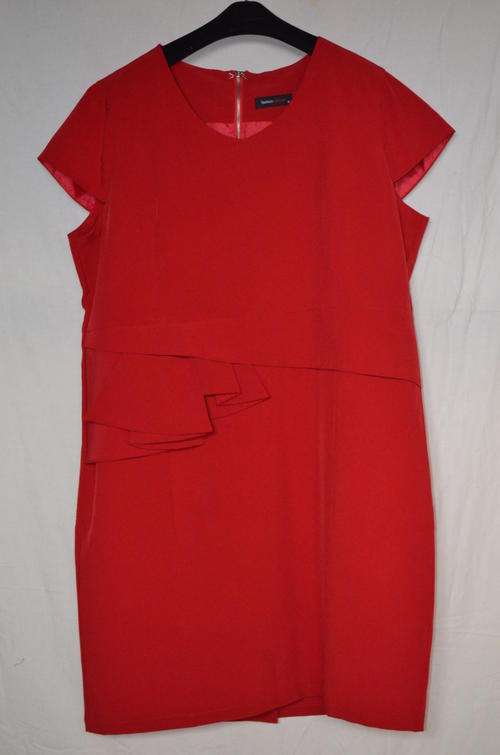 Red Dress Size 18