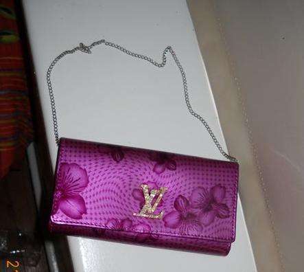 Louis Vuitton purse!!! stunning