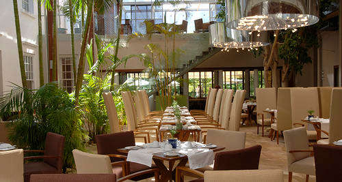 VISTA NOVA - BREAKFAST FOR TWO AT THE SQUARE RESTAURANT - VINEYARD HOTEL