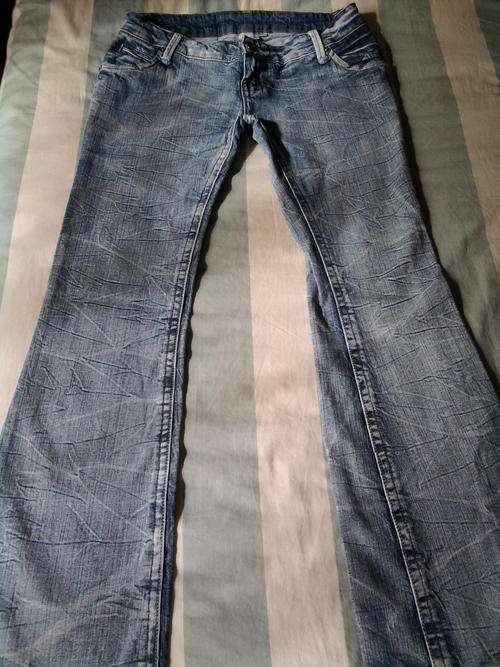 ***IDENTITY JEANS SIZE 10 - 34 SMALL FIT***DISTRESSED LOOK