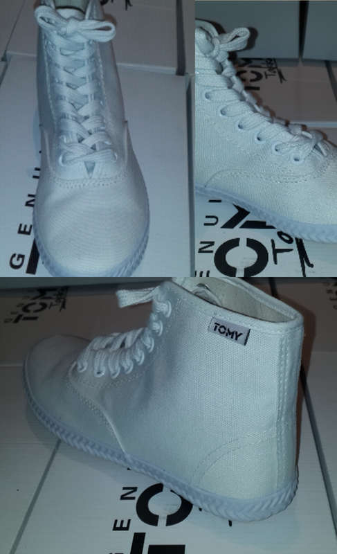GENUINE TOMY TAKKIES WHITE