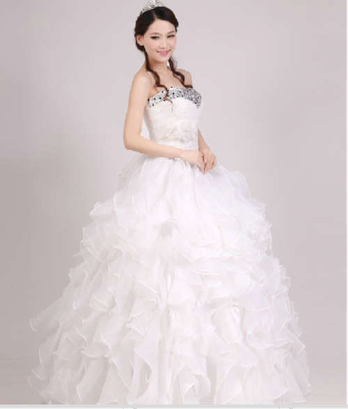 Elegant Strapless Floor Length Wedding Dress