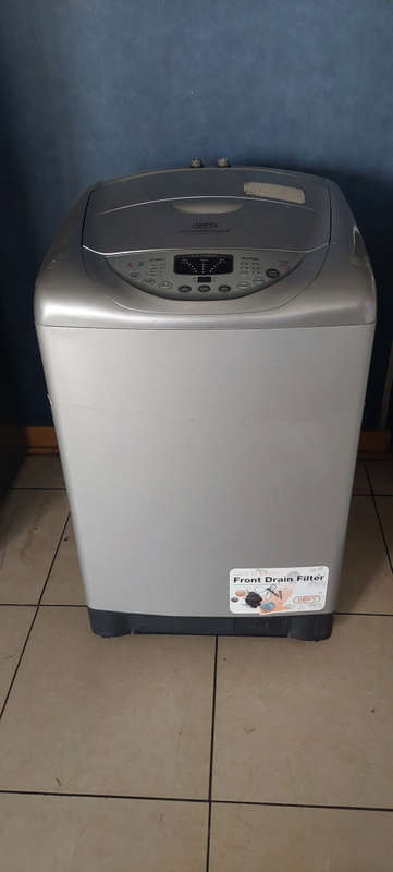 DEFY WASHING MACHINE
