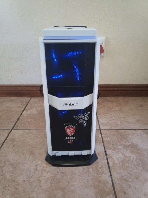 Antec AMD Gaming Rig 6-Cores 6-Threads, 16GB Ram, MSI 970 Gaming MB, MSI RX570 4GB Graphics, 6 Fans
