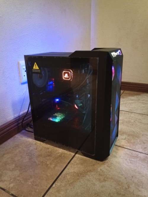 Gaming Rig Intel Core i7 Extreme 8-Cores 16-Threads OC Water-Cooled, 512GB NVMe 2TB