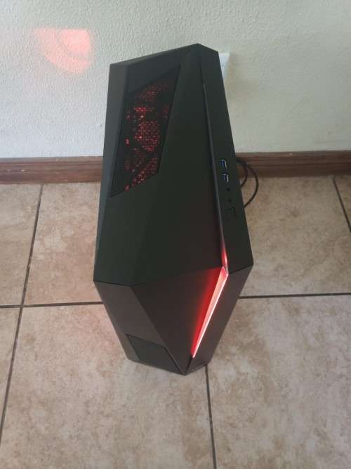 Asus TUF Gaming Core i7 6-Core 12-Threads, 16GB DDR3, 2TB SSHD, Asus ROG Strix 1050ti 4GB Graphics