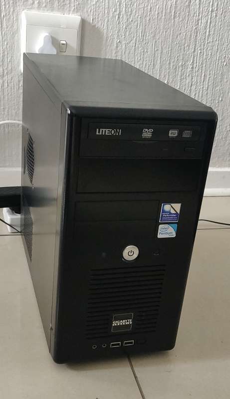 Gigabyte Desktop PC, 500GB HDD, Intel Dual Core, 4GB RAM, Windows 10 Pro