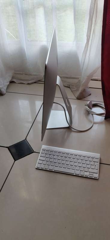 Apple iMac 21.5 inch Slim, Core i5 2.9GHz, 1TB, 8GB RAM, Nvidia