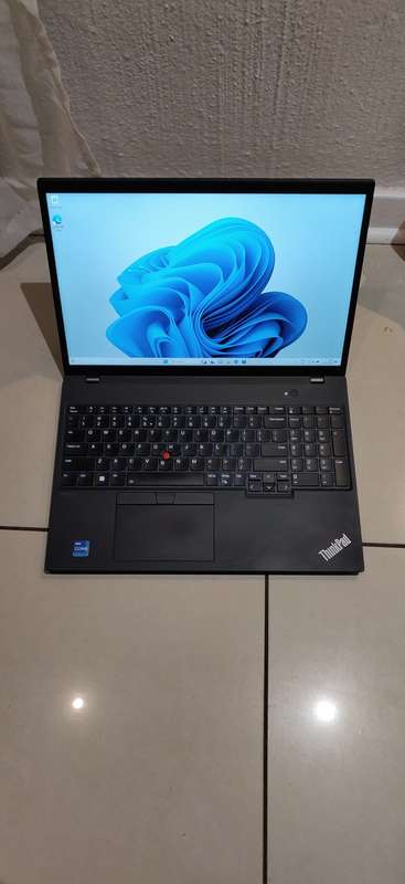 ThinkPad T16 Gen 1 Magnesium, Core i7 12th Gen, 512GB NVMe, 16GB DDR4, 16 Inch 1920 x 1200