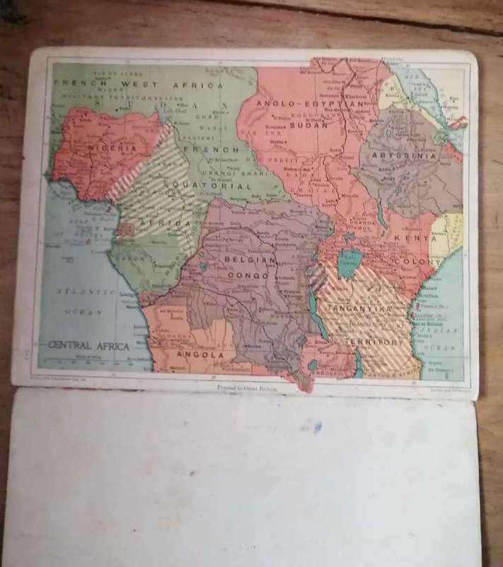 McDougall`s School Atlas South African edition ( Vintage)