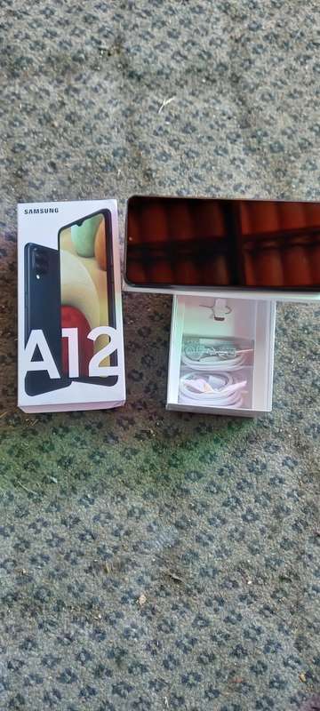 SAMSUNG GALAXY A12
