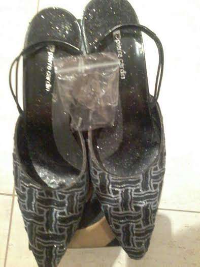 Pierre Cardin heels Like New
