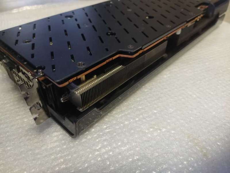 RX 6800 XT 16GB - XFX SWFT319