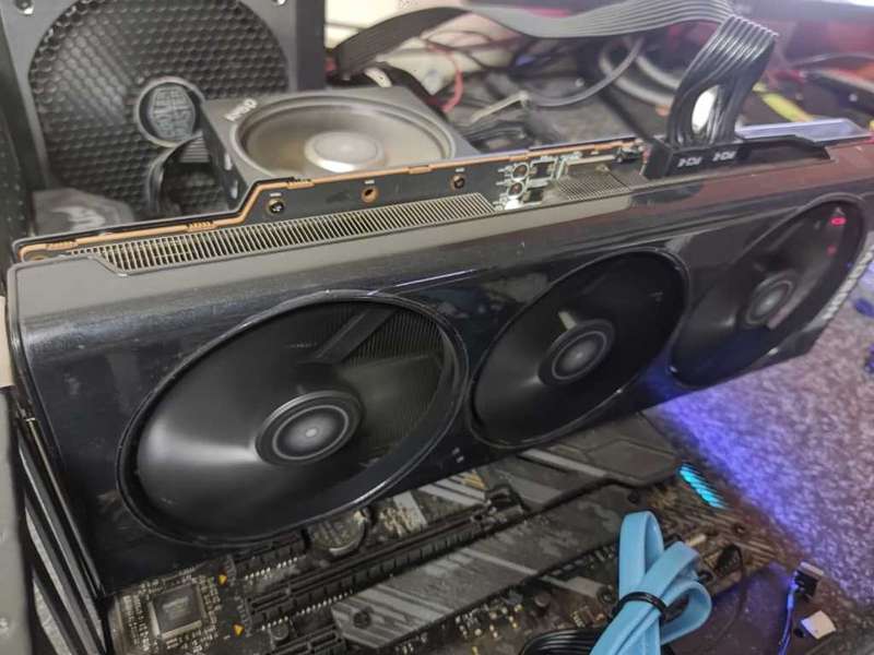 RX 6800 16GB - XFX SWFT319 (Original Packaging)