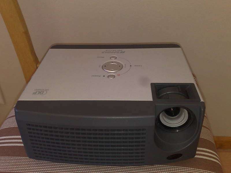 Sansui PD-S611A Projector Like New condition