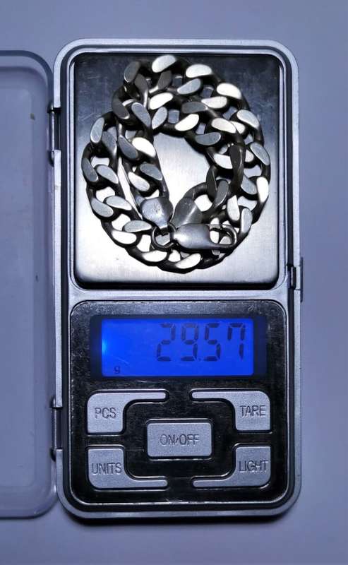 BIG, HEAVY STERLING SILVER MENS BRACELET. WEIGHT: 29.57 GRAMS. LENGHT: 23.5 CM. WIDTH: 9MM