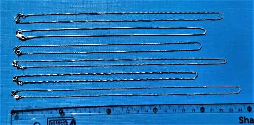 6 X SILVER NECKLACES FOR ONE BID. COMBINED WEIGHT: 9.28 GRAMS. LENGHT AS INDICATED.