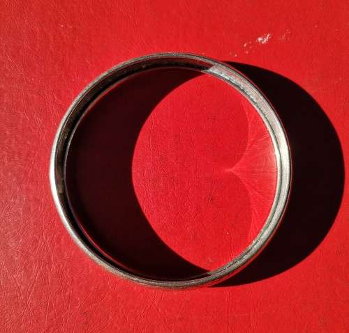 SILVER BANGLE. WEIGHT: 11.17 GRAMS. STAMPED 925. 2ND HAND.