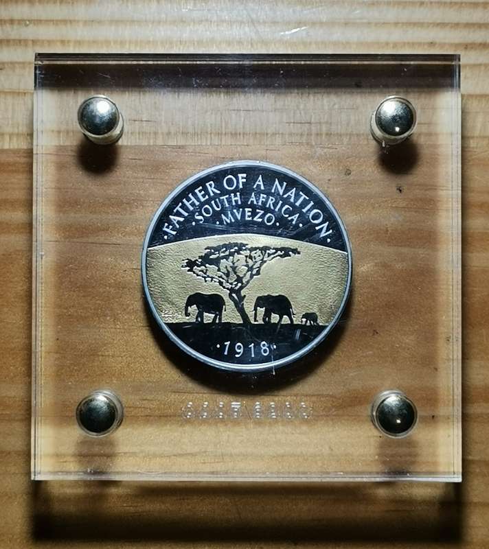HUGE 100 GRAM PROOF 925 SILVER MEDALLION. MANDELA FATHER OF A NATION. LOW SERIAL NR.