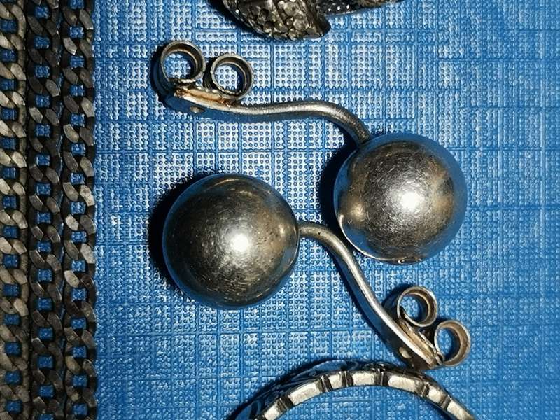 925 STERLING SILVER SCRAP JEWELERY. WEIGHT: 38.10 GRAMS.