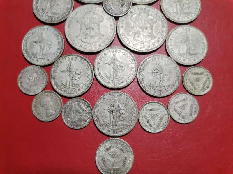 COLLECTION OF 50% SILVER CONTENT COINS. ONE BID.
