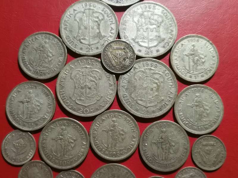 COLLECTION OF 50% SILVER CONTENT COINS. ONE BID.