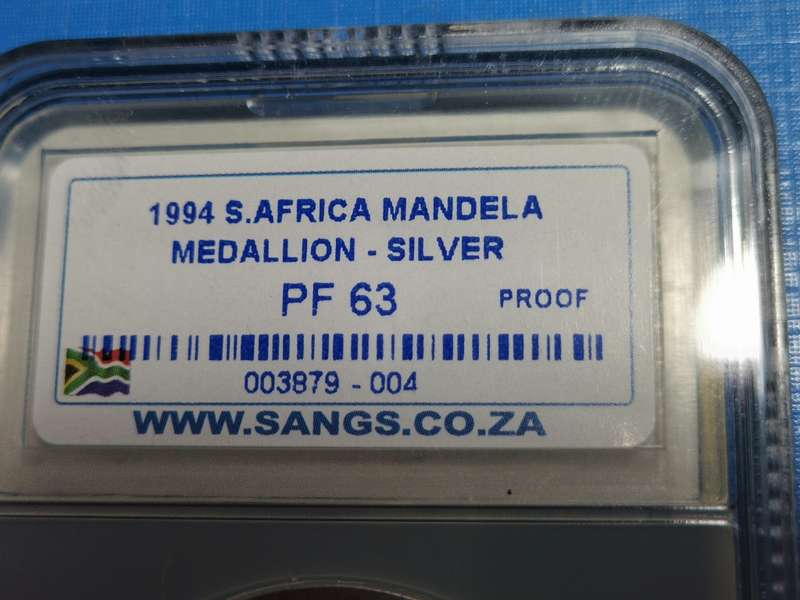 ONE TROY OUNCE PURE SILVER MANDELA MEDALLION. 1994. PF63.