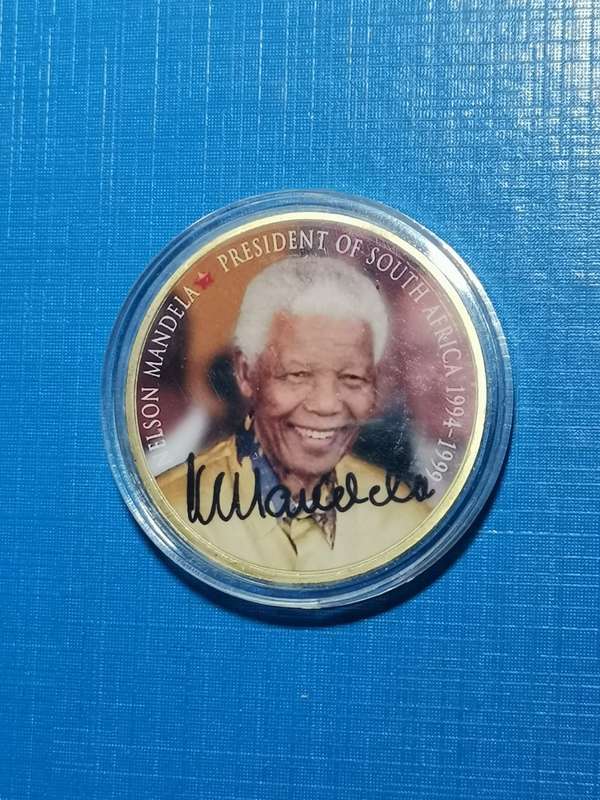 MANDELA BY ACT OF CONGRESS MEDALLION. SEALED IN PLASTIC.