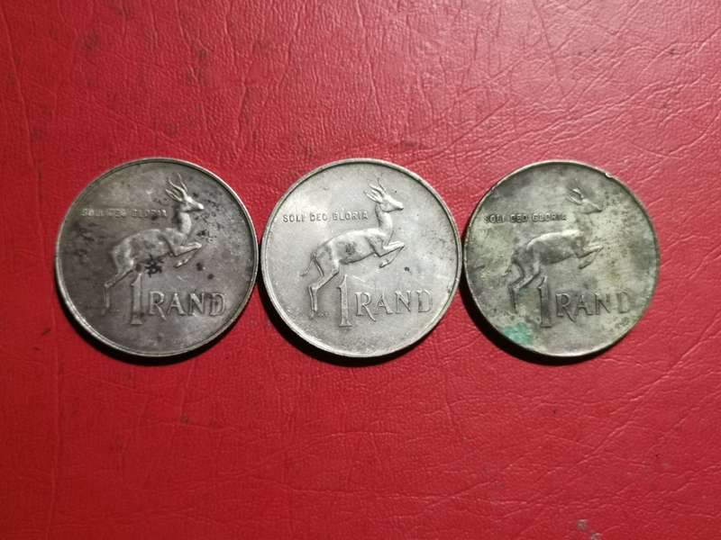 3 X RSA SILVER ONE RAND COINS. 80% SILVER. BID PER COIN TO TAKE ALL 3.