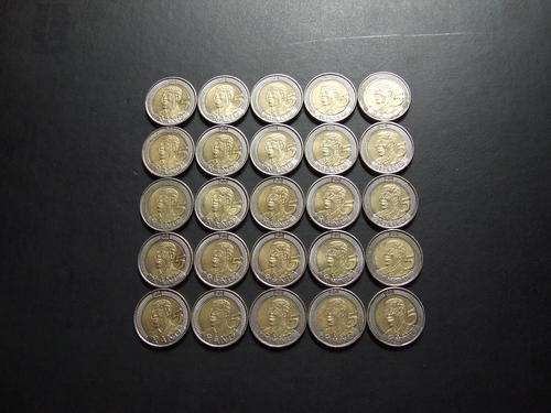 25 x Well Circulated R5 Mandela 2008 Birthday coins! Keep them for the future.