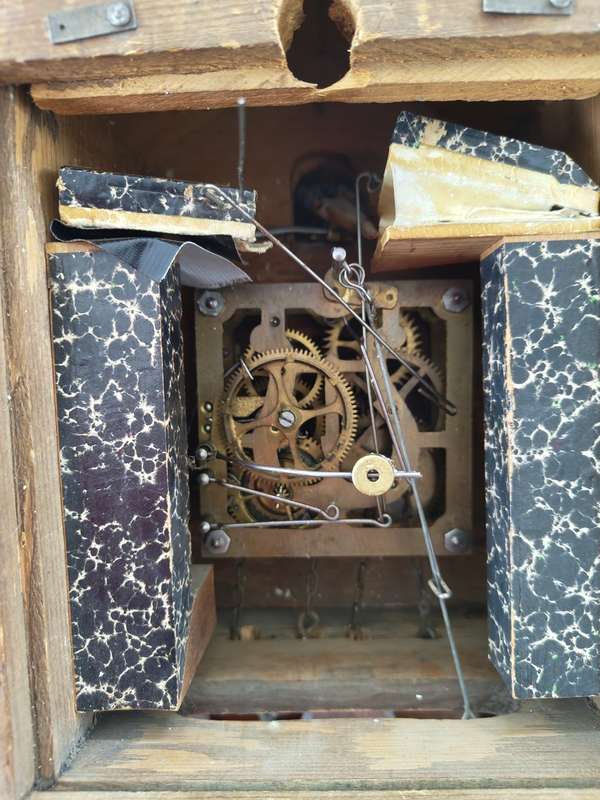 LARGE GERMAN COCKOO CLOCK - COMPLETE