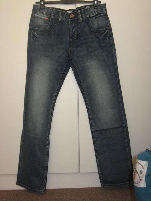 Diesel jeans ( mens ) size 32 straight leg