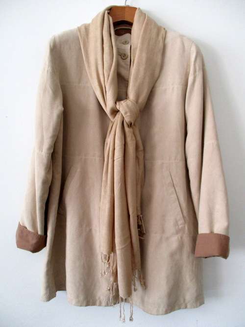 QUEENSPARK LUXURIOUS ULTRA SOFT SUEDE COAT Size M