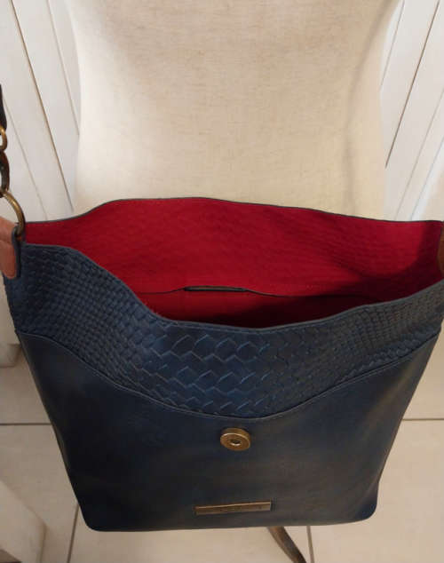 GINGER MARY SHOULDER BAG (DARK BLUE)