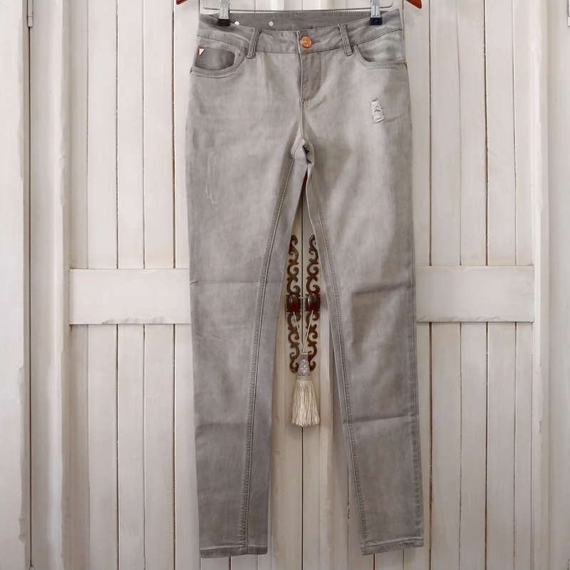 FOSCHINI NEWS DENIM LOW-RISE SKINNY STRETCH JEANS - LIGHT GREY