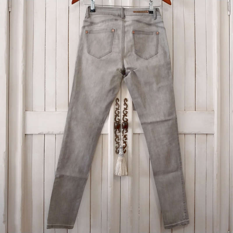 FOSCHINI NEWS DENIM LOW-RISE SKINNY STRETCH JEANS - LIGHT GREY