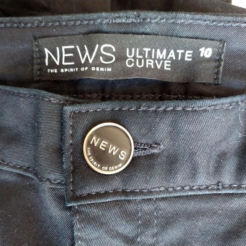 FOSCHINI NEWS DENIM MID-RISE ULTIMATE CURVE STRETCH JEANS - MIDNIGHT BLACK