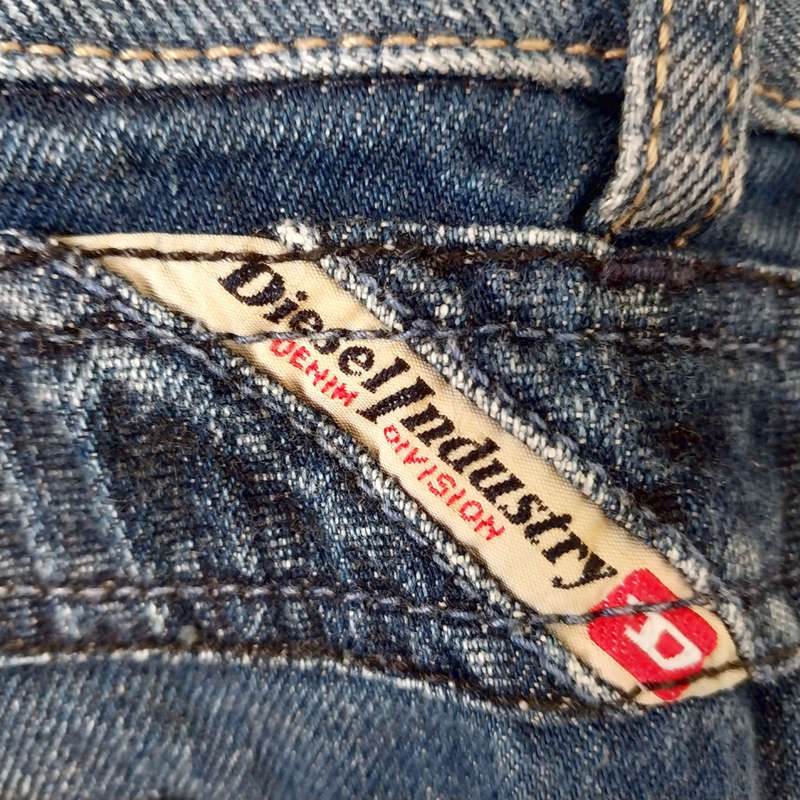 DIESEL MID-RISE BOOTLEG JEANS W30 - VINTAGE DARK WASH