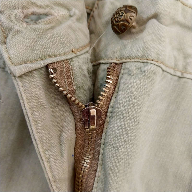 HANSELL JEANS LOW-RISE CARGO/UTILITY PANTS - KHAKI GREEN