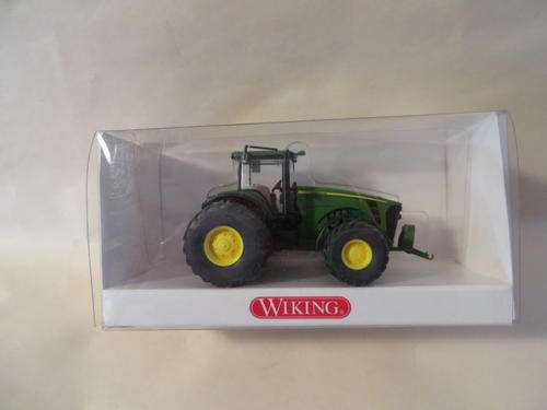 Wiking # 3914033 John Deere 8530 Double Wheeled Tractor in HO Scale