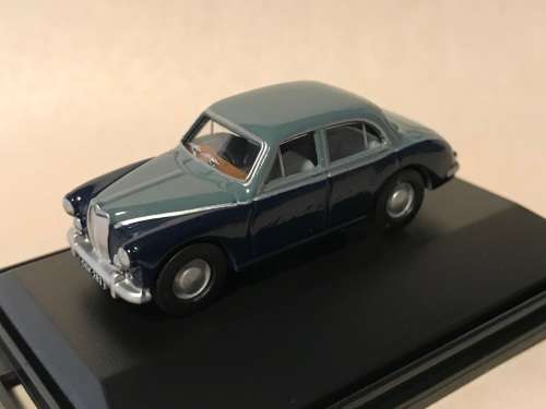 Oxford Diecast 76MGZ002 MGZB in Steel Blue/Mineral Blue