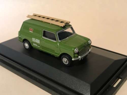 Oxford Diecast 76MV013 Mini van in `Post Office` green livery with ladder