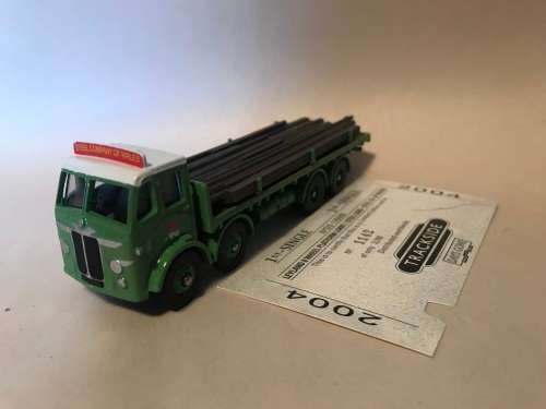 Lledo DG176008 Leyland 8 wheel platform lorry and steel load `Steel Co. of Wales`